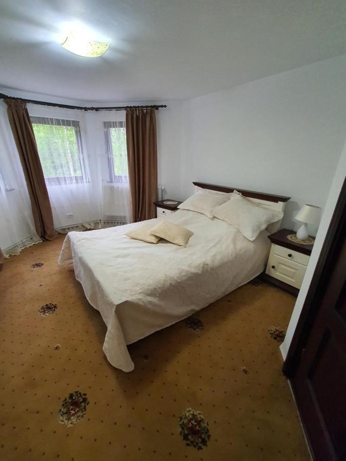 Casa Sofia Bucovina Hotel Ciumirna ภายนอก รูปภาพ