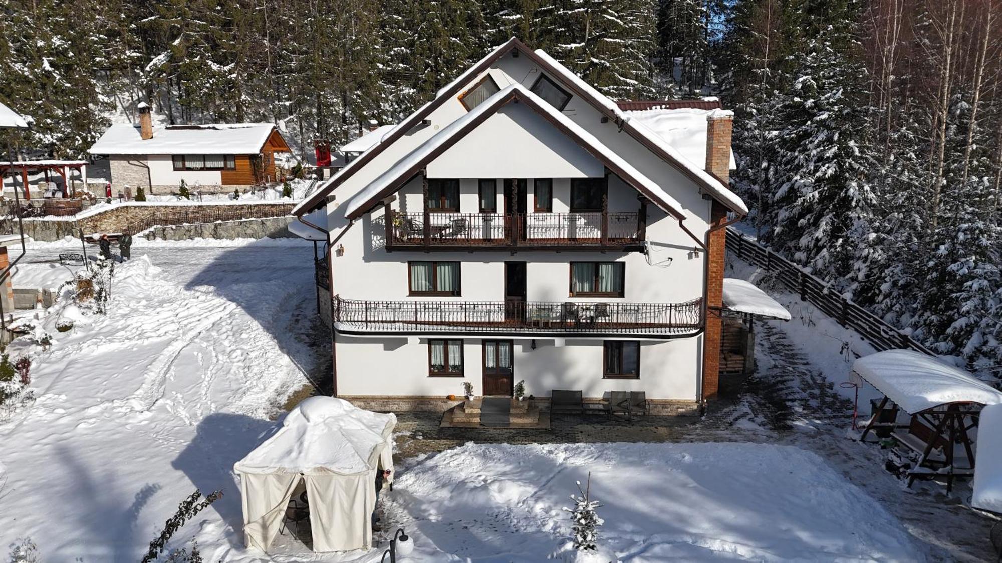 Casa Sofia Bucovina Hotel Ciumirna ภายนอก รูปภาพ